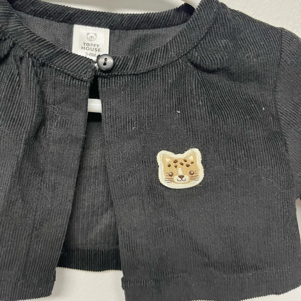 Infant 3-6 Months NWT Shrug